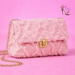 Elegant Pink Textured Women's Bag